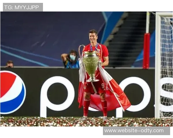 莱万谈金球奖失利表示与梅罗比较已是巨大成就